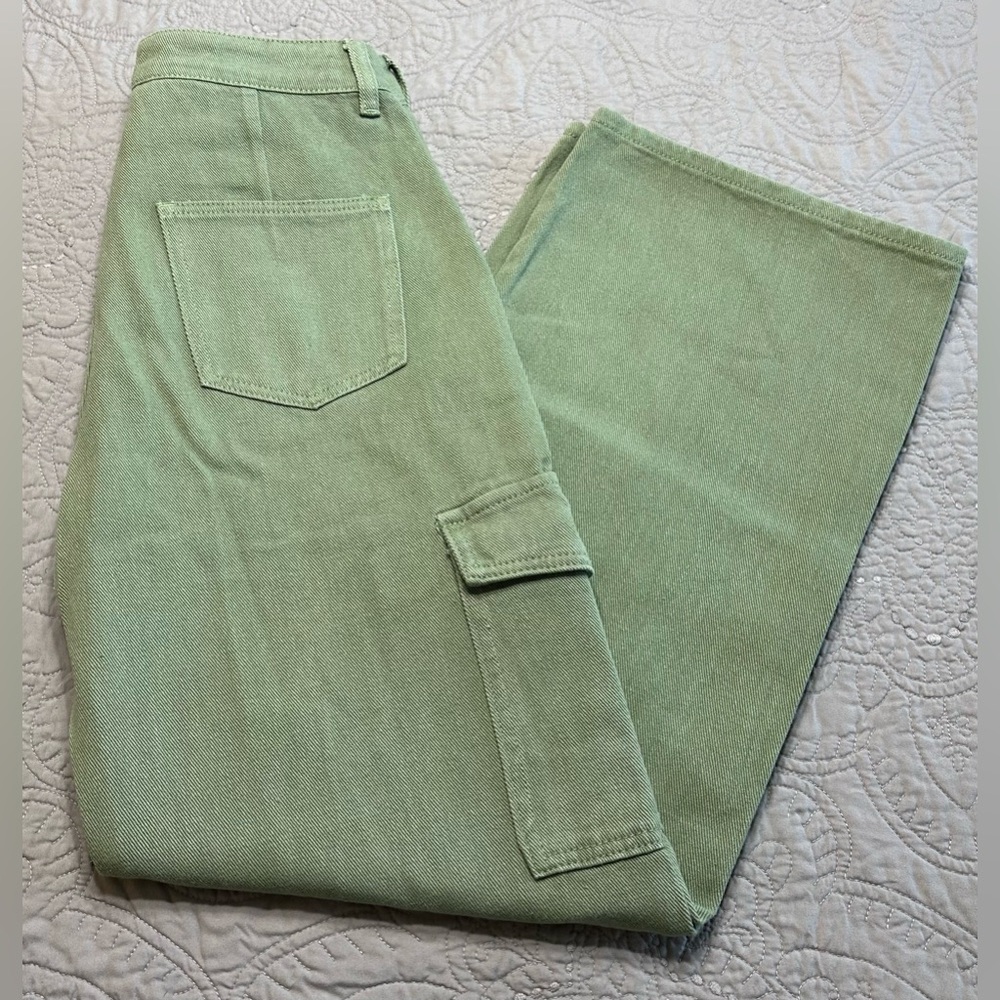 Cider Womens Green Wide Leg Cargo Jeans NWT Size Medium